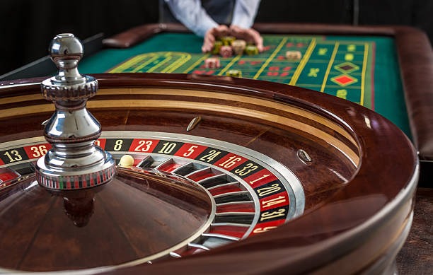 Wild Coaster slot game interface showing reels and payline display